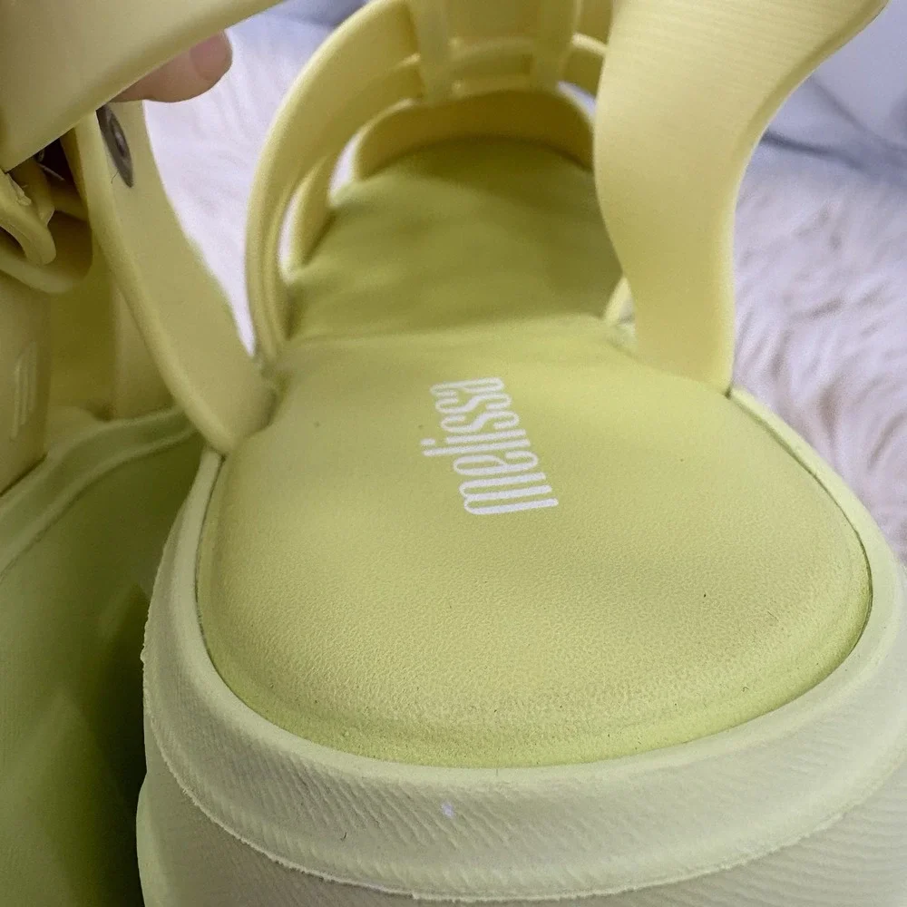 Melissa Megan Platform Fisherman Heels Lime Yellow‎ Size 8